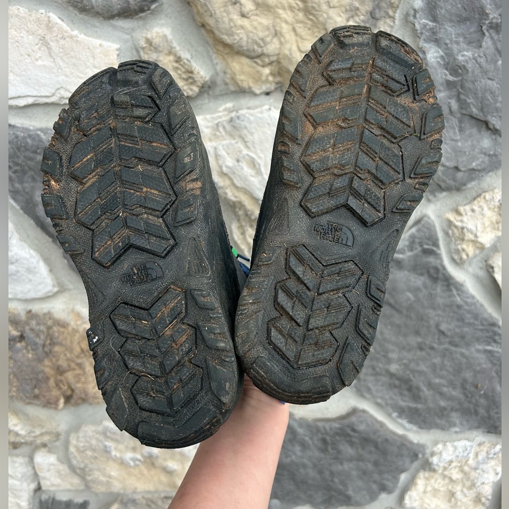 The North Face Chilkat Boots Kids Sz 7 Lace Up Waterproof Hiking Outdoor Winter - Picture 7 of 7